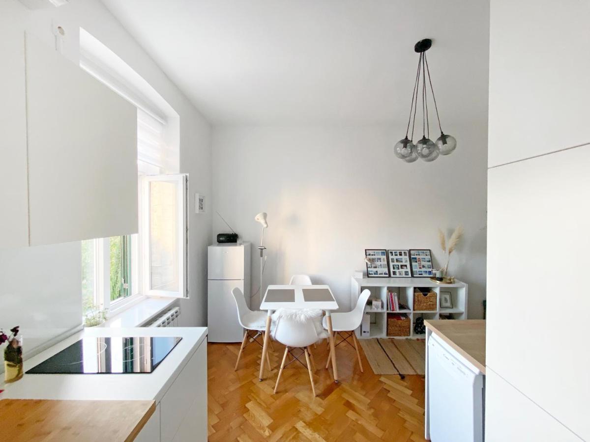 Bright Apartment 45M2 - Free Parking - Wifi Rijeka Bagian luar foto