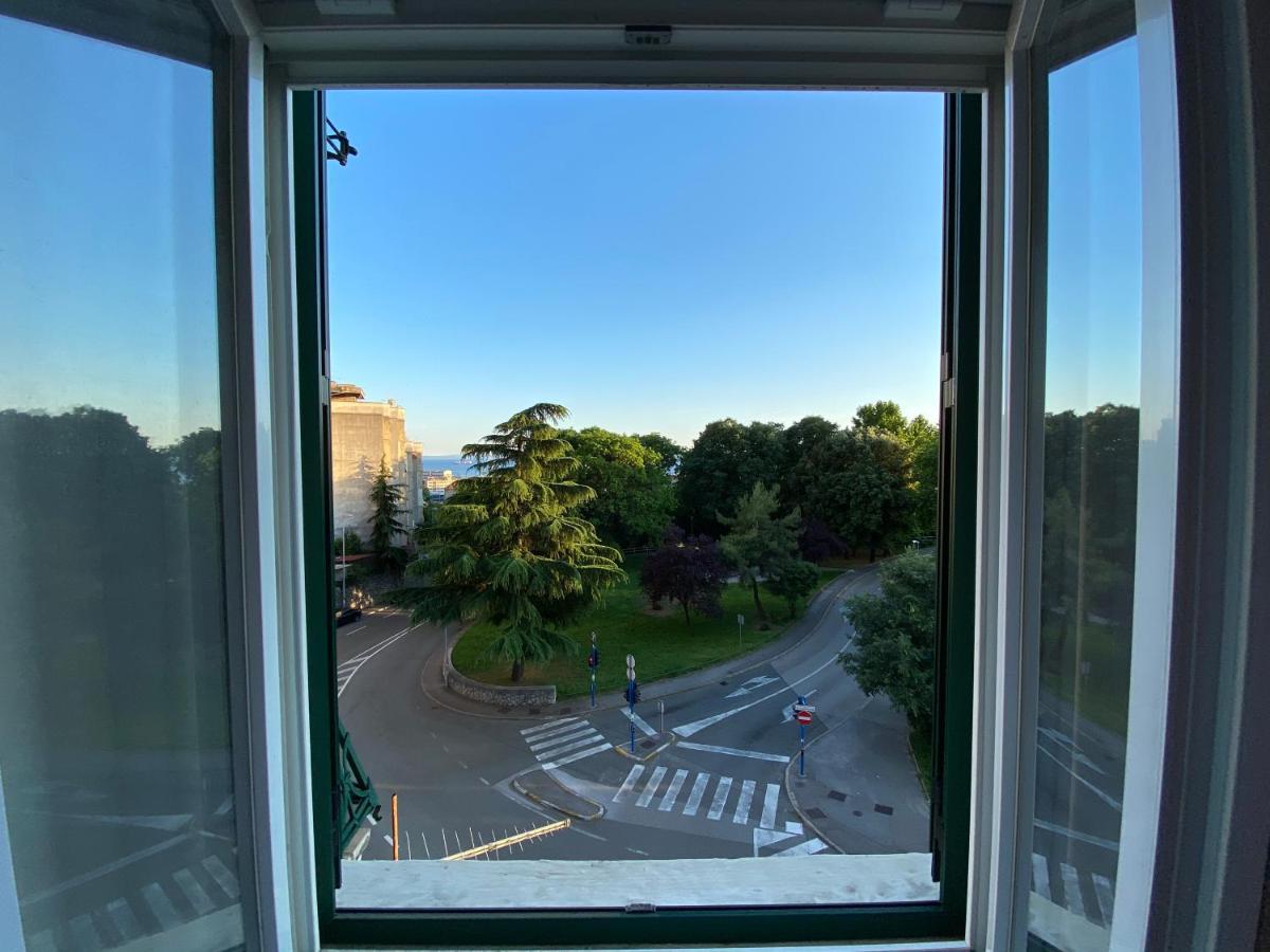 Bright Apartment 45M2 - Free Parking - Wifi Rijeka Bagian luar foto